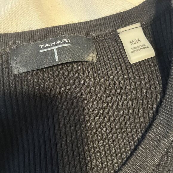 Tahari Solid Black Rubber Knit Crew Neck Tank Top Sweater Medium - Picture 3 of 4